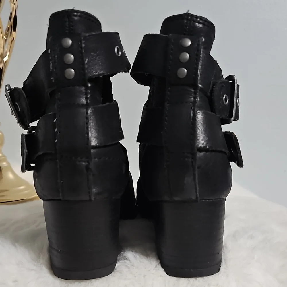 Caterpillar Women's Tora Black Ankle Boots with Buckle Detail - Picture 5 of 12